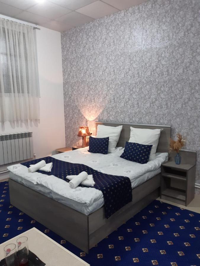 Lind Guest House B&B Gjumri Exterior foto